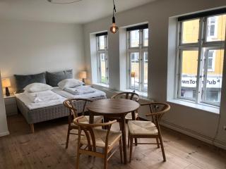Slotsgaarden ved Hesten med gratis parkering - 9