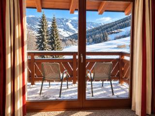 Hotel Sommerer - 100m to Ski Lift & 5 Min Walk to Hinterglemm Centre - 0