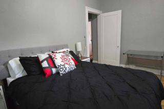 EntireHouse/GlenEllyn/4bd1bath/Laundry/Wheaton - 2