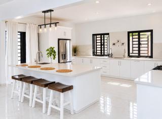 The Jhonson Villa - 8 Pax, 2 Min de La Playa - 1
