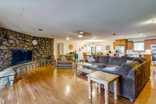 Direct Lake Access! Greers Ferry Home w/ Game Room - 5
