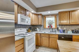 Families Welcome! Spacious Suburban Home in Dayton - 4