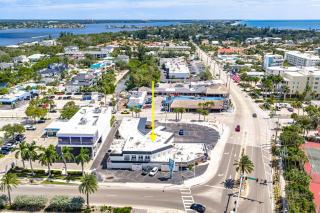 Mallory Squared by Beachside Management - 5