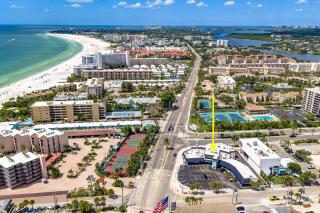 Mallory Squared by Beachside Management - 8