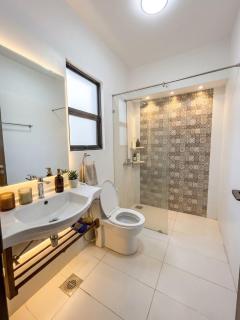 Two Bhk Luxurious Appartment available near to sixth road - 5
