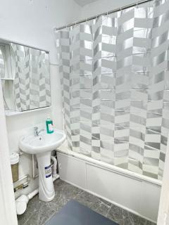 One-Bedroom Apartment - 3