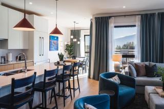 2 Turns by Revelstoke Vacations - 9