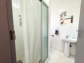 Bassonia Cottage - 9