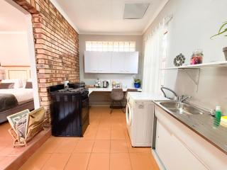 Bassonia Cottage - 5