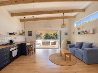 Tree House by the Ocean - 4