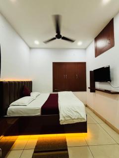 The Pearl Tower Lodge - 2