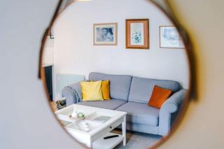 2 Bedroom Apartment in the Centre of Buxton, Peak District - 2