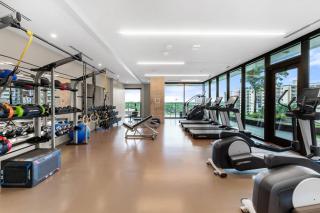 Rainey Street King Suite l Rooftop Pool l ACL x F1 - 8