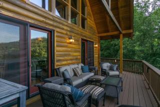 Dreamy Mountain Getaway~Hot Tub~Old Oak Lodge - Waynesville - 6