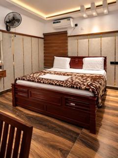 Shan Hotel - 3