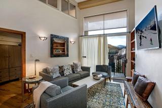 3 Bedroom Antlers Vacation Rental With Incredible Slopeside Views And Just A Short Walk To Gondola And Lionshead Village - 8