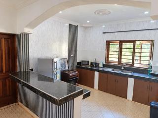 The Orchard - 2BR Apartment - Shared Pool - 8