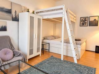 Great Studio for 5 near Hauptbahnhof - 4