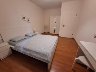 Grosse Zimmer - 0