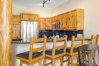 Beautiful 4 Bedroom Townhome Near Snowflake Lift In Breckenridge - 5