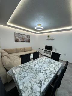 Prestige Apartment Fier - 7