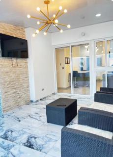 Keyer Luxury Home - 1