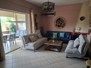 George's family friendly maisonette with great exterior - 5