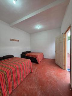 Hostal Madre Tierra - 8