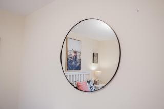 Garden Suite Modern 2BR with Private Yard - 3