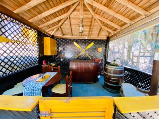 Paws Guesthouse & Hot Tub - Camino Quintay-Tunquén - 1