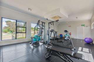 Sandton Guest Room at Middle - 2