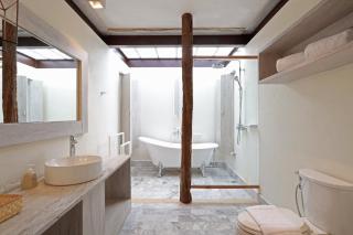 Dinso Resort & Villas Phuket, Vignette Collection by IHG - 9
