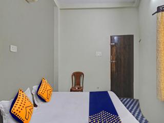 Hotel O G.K Lodging and Guest House - 1