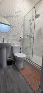 Burton House - 1BR - Sleeps 2 - Flat 6 - 7