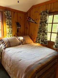 Newly Remodeled 2BR Cabin, A Lakeside Hidden Gem CB02 - 2