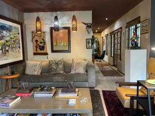 The Little Mongrel 1Bed Space Bryanston - 6