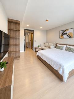 Modern Comfort Apartment Near Boat Avenue - 7