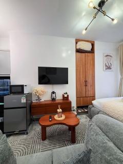 Studio, Kiambu Road, Nairobi - 7