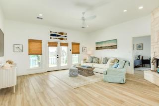 Luxury Beach House with Ocean Views - 3