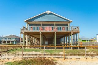 Beachfront Family Pet Friendly - Surfside Beach - 2