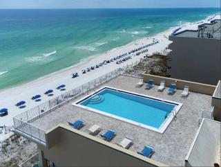 Gulf front condo with Wifi Wash and dryer Rooftop pool - 8