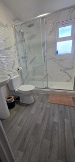 Burton House - 2BR - Sleeps 4 - Flat 9 - 2