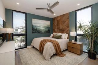 Luxury SoCo Haven w 6Sleep Hot Tub & Gym - 4