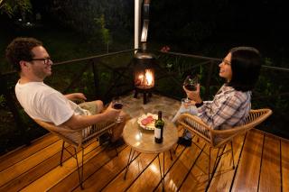 Fika Haus Monteverde - Outside Fireplace & Jacuzzi - 6