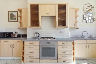 Elegant 2-Bed Manor Flat · Moseley · Free Parking - 7