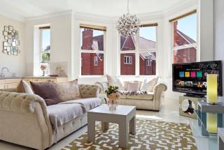 Elegant 2-Bed Manor Flat · Moseley · Free Parking - 9