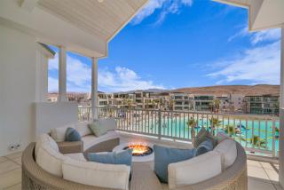 Clearwater at Desert Color by Ember Stays - 2