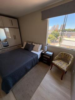 Apartamento de casal, 10 minutes from Flamboyant Mall, prox a praca da biblia, terminal e aeroporto - 1