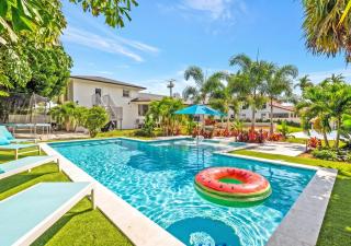 Mega House - Pickleball, Pool, BBQ, Golf, GameRoom - L37 - 3