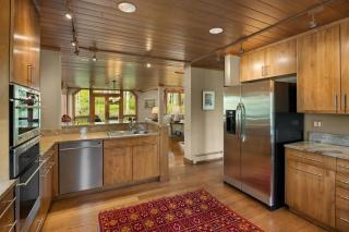 Premier Ski In, Ski Out 3 Bedroom Colorado Vacation Rental Steps From The Ski Slopes With Hot Tub And Pool - Aspen - 3